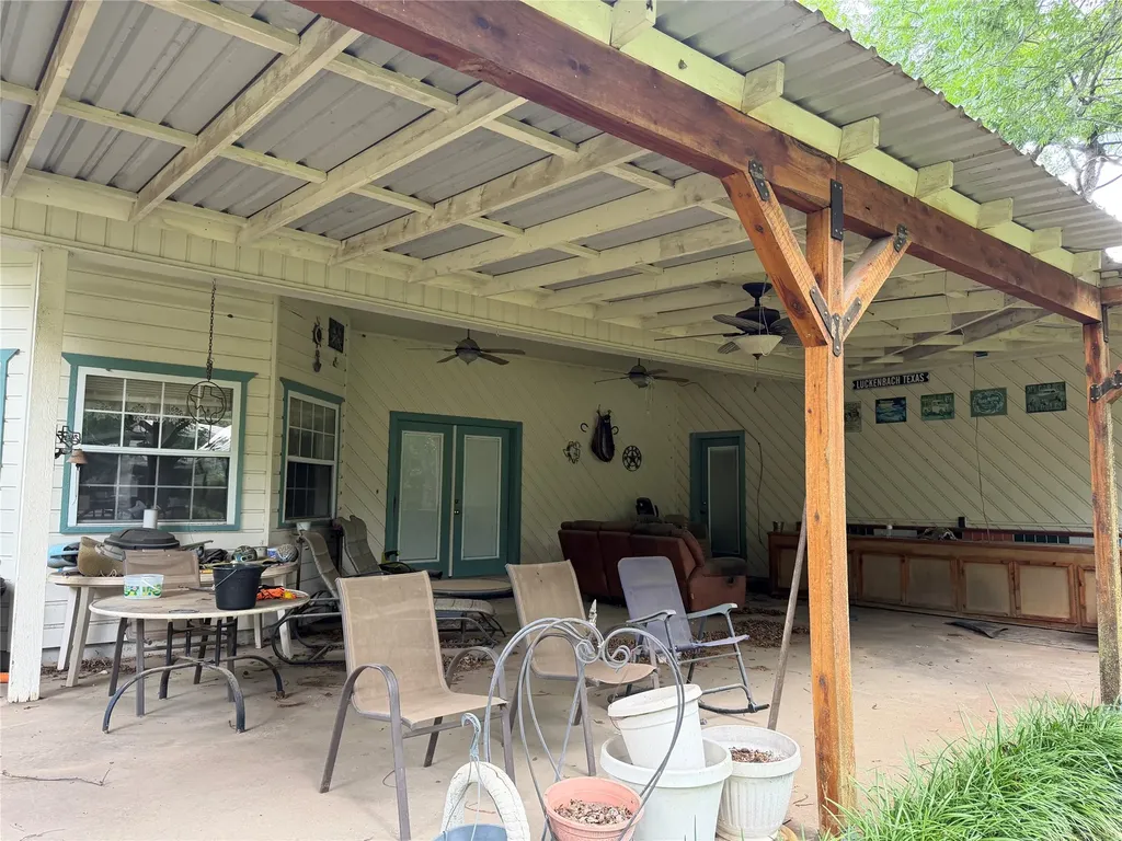 315 S Broadway Street Bells TX 75414