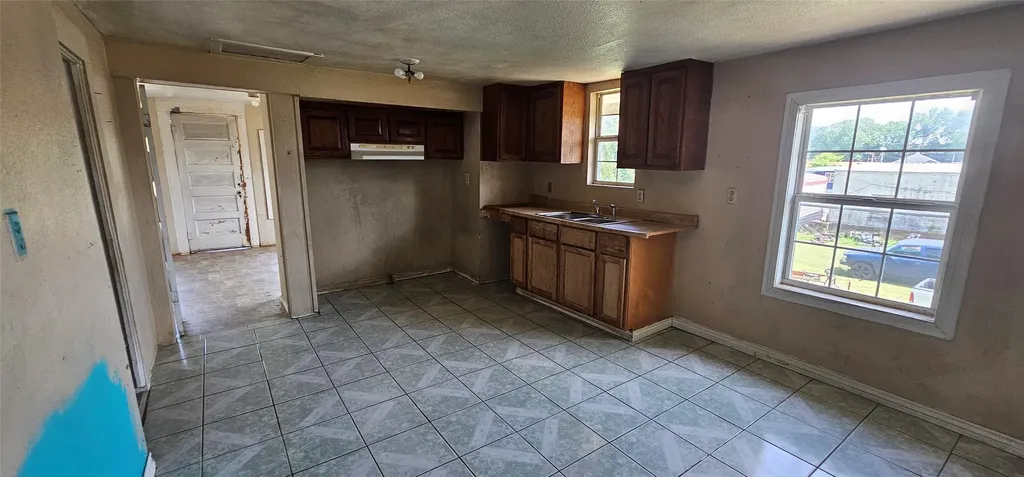 314 N Green Street Grand Saline TX 75140