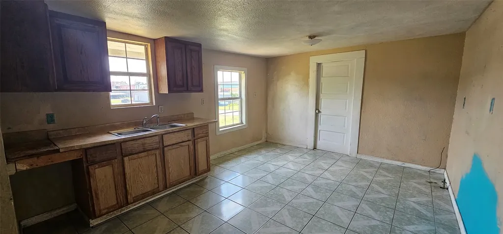 314 N Green Street Grand Saline TX 75140