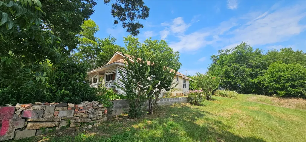 314 N Green Street Grand Saline TX 75140