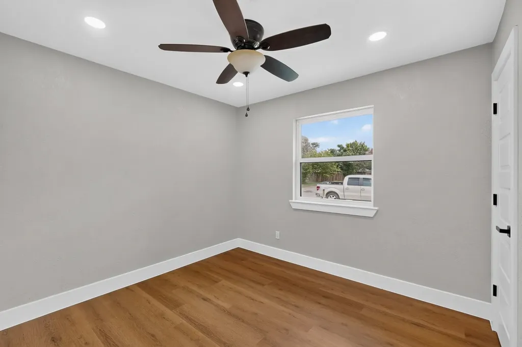 4819 Navajo Trail Balch Springs TX 75180