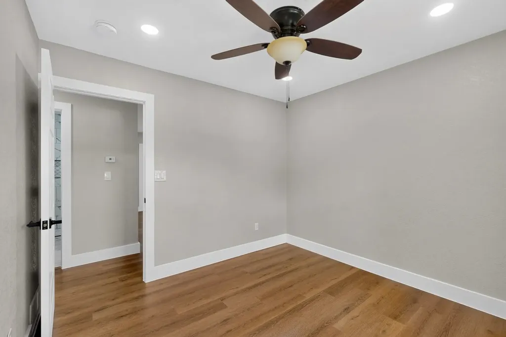 4819 Navajo Trail Balch Springs TX 75180