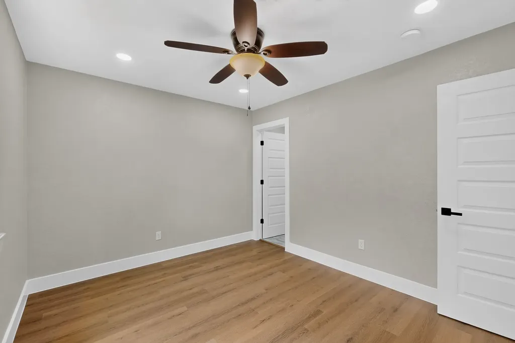 4819 Navajo Trail Balch Springs TX 75180