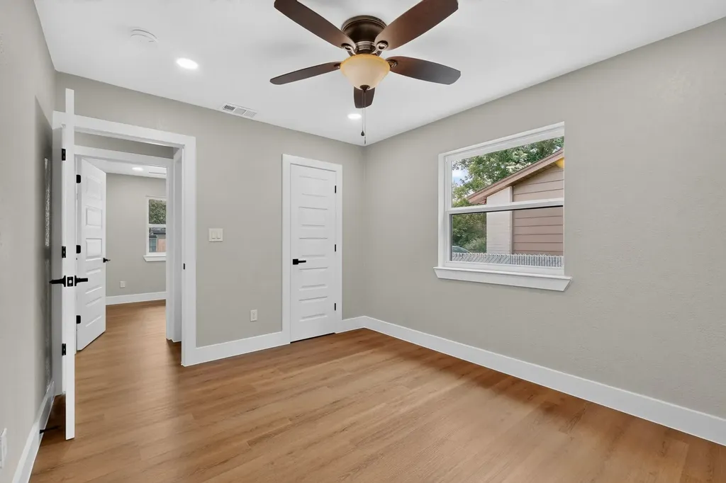 4819 Navajo Trail Balch Springs TX 75180
