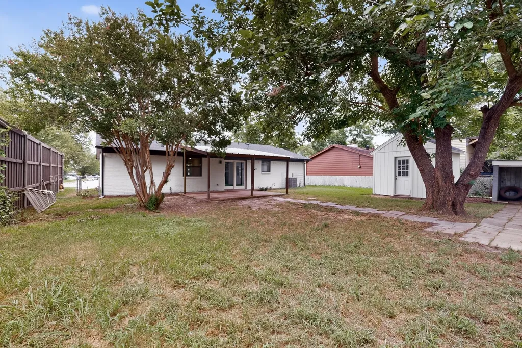 4819 Navajo Trail Balch Springs TX 75180
