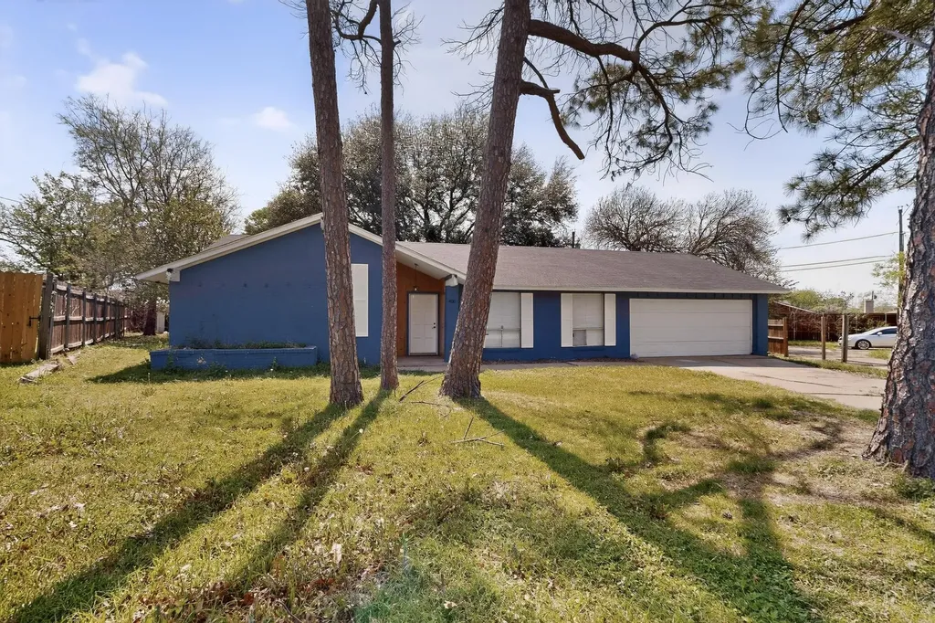 400 Casa Bello Court Irving TX 75062