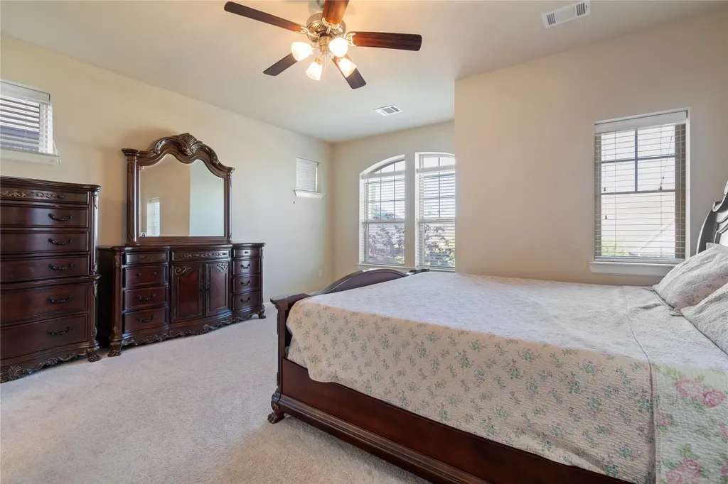 1016 Lone Ivory Trail Arlington TX 76005