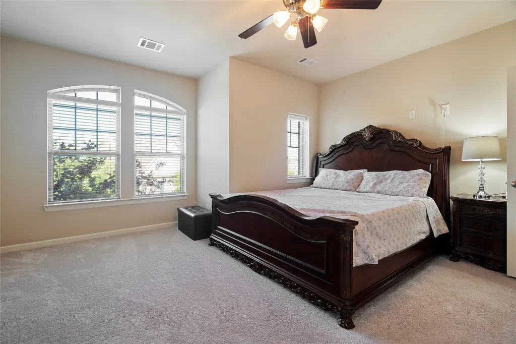 1016 Lone Ivory Trail Arlington TX 76005