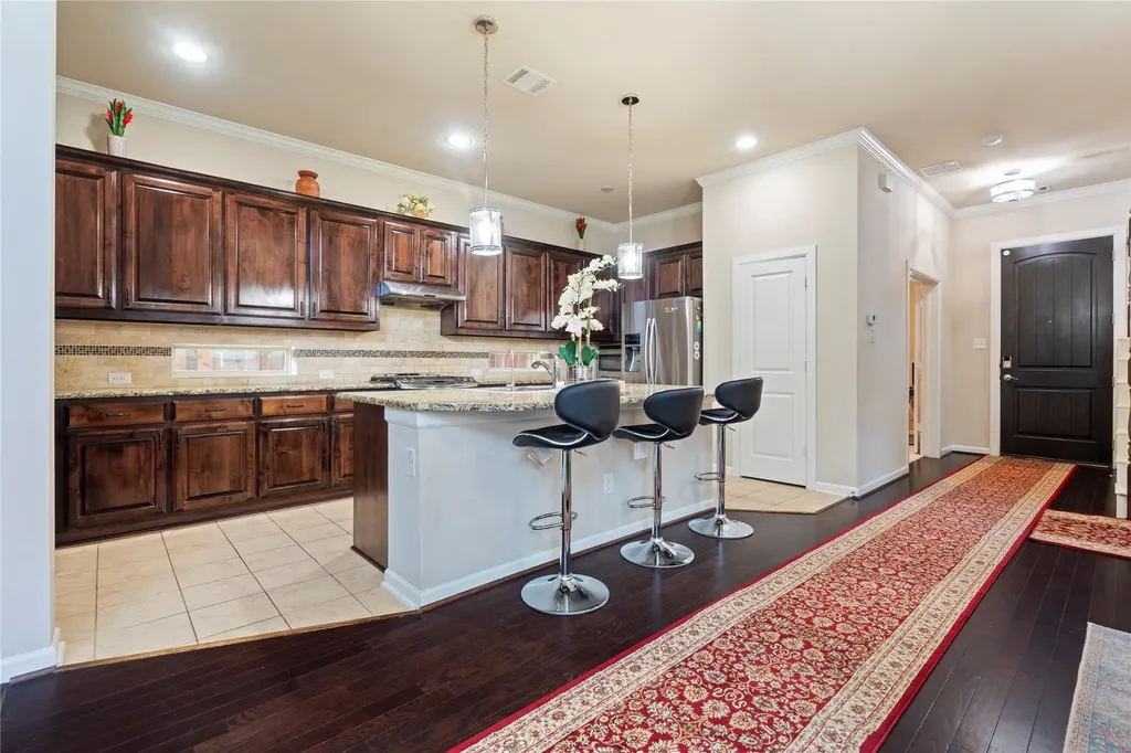 1016 Lone Ivory Trail Arlington TX 76005