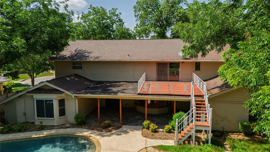 3809 Diamond Loch W North Richland Hills TX 76180