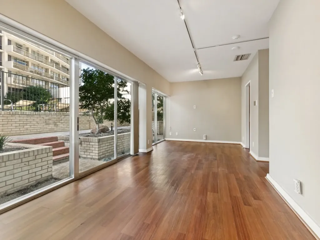 6211 W Northwest Highway Dallas TX 75225