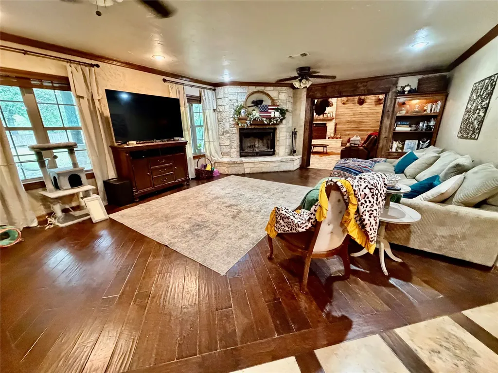 309 County Road 461 Eastland TX 76448