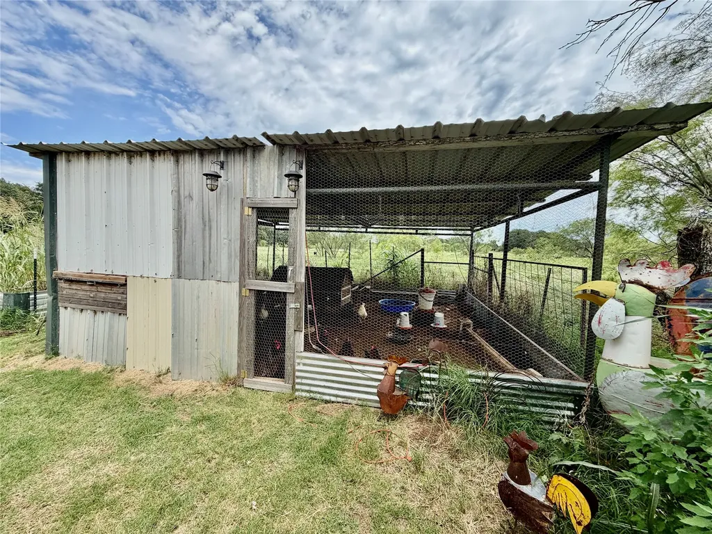 309 County Road 461 Eastland TX 76448