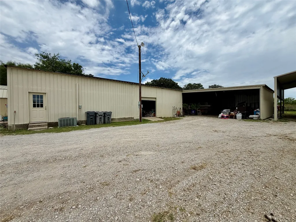 309 County Road 461 Eastland TX 76448