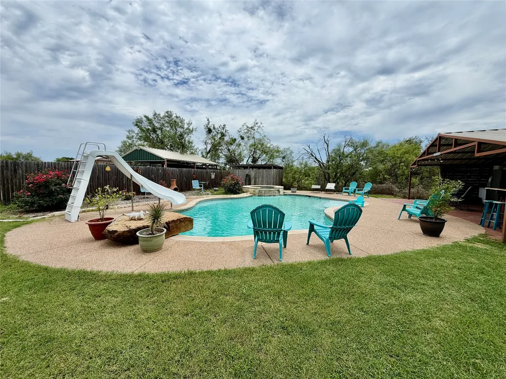 309 County Road 461 Eastland TX 76448