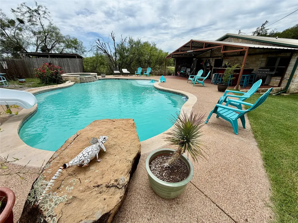 309 County Road 461 Eastland TX 76448