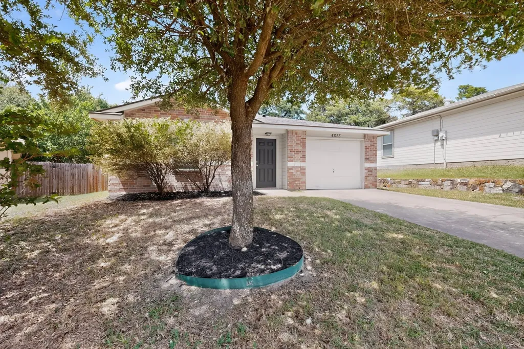 4823 Mexico Court Dallas TX 75236