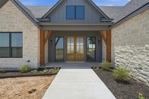 495 High Meadow Elm Mott TX 76640