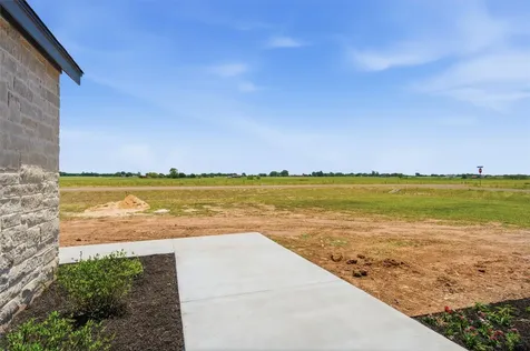 495 High Meadow Elm Mott TX 76640