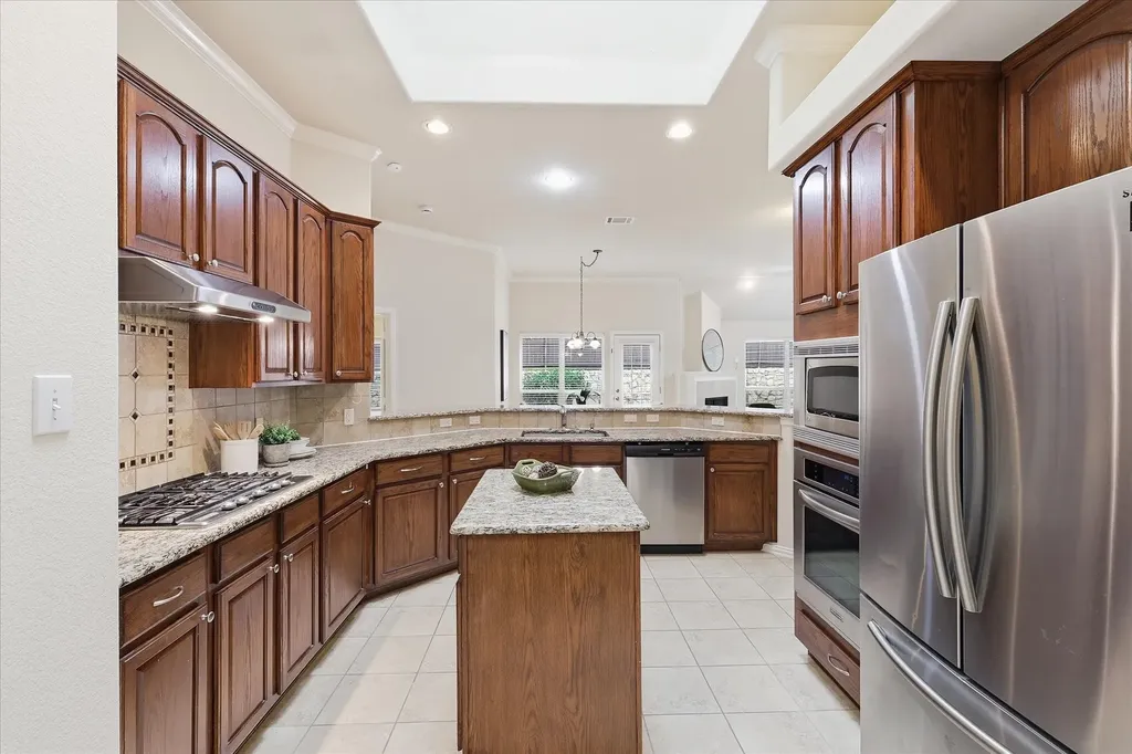 8004 Blacktail Trail Mckinney TX 75070