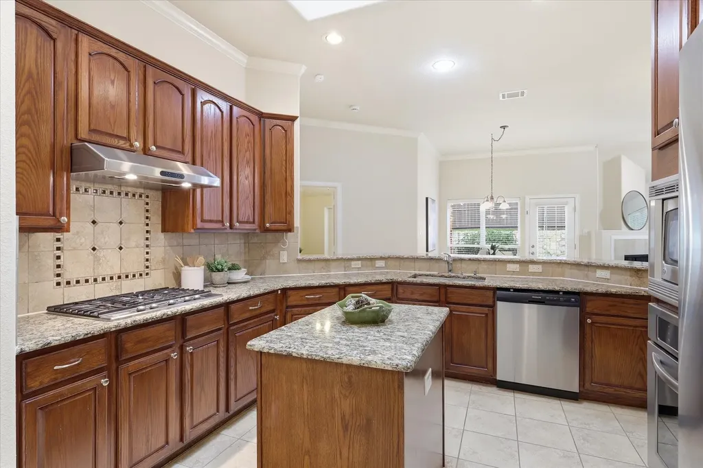 8004 Blacktail Trail Mckinney TX 75070