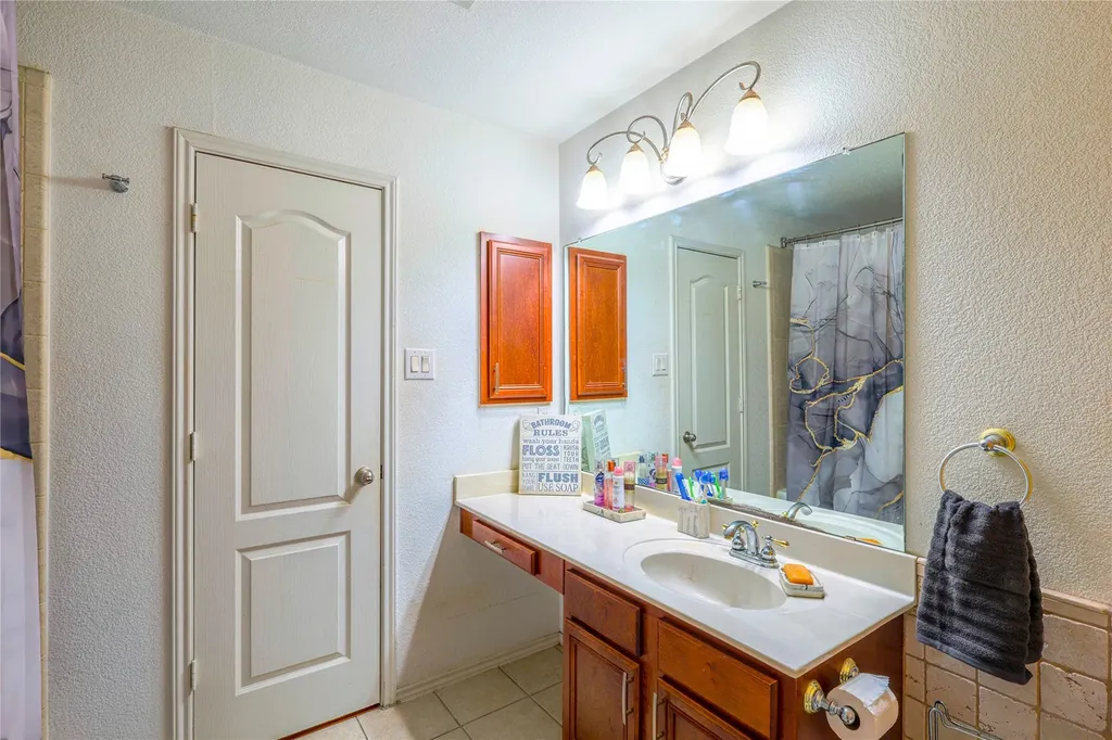 8017 Sartain Drive Fort Worth TX 76120
