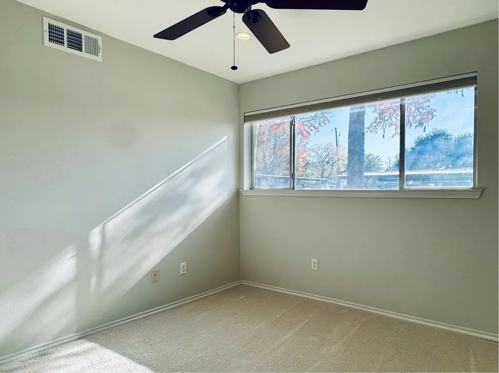 4616 W Lovers Lane Dallas TX 75209