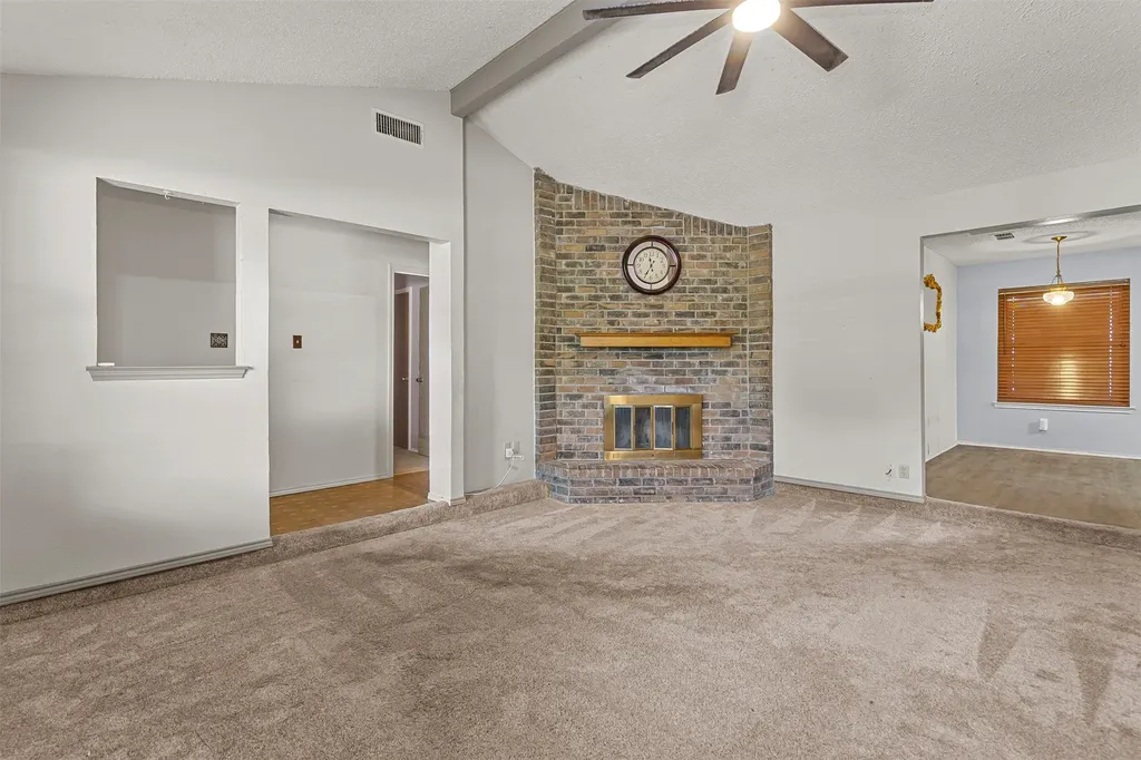 4210 Snow Mass Drive Arlington TX 76016