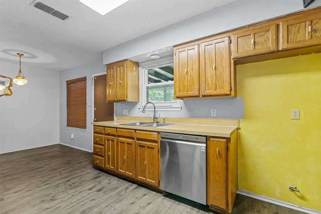 4210 Snow Mass Drive Arlington TX 76016