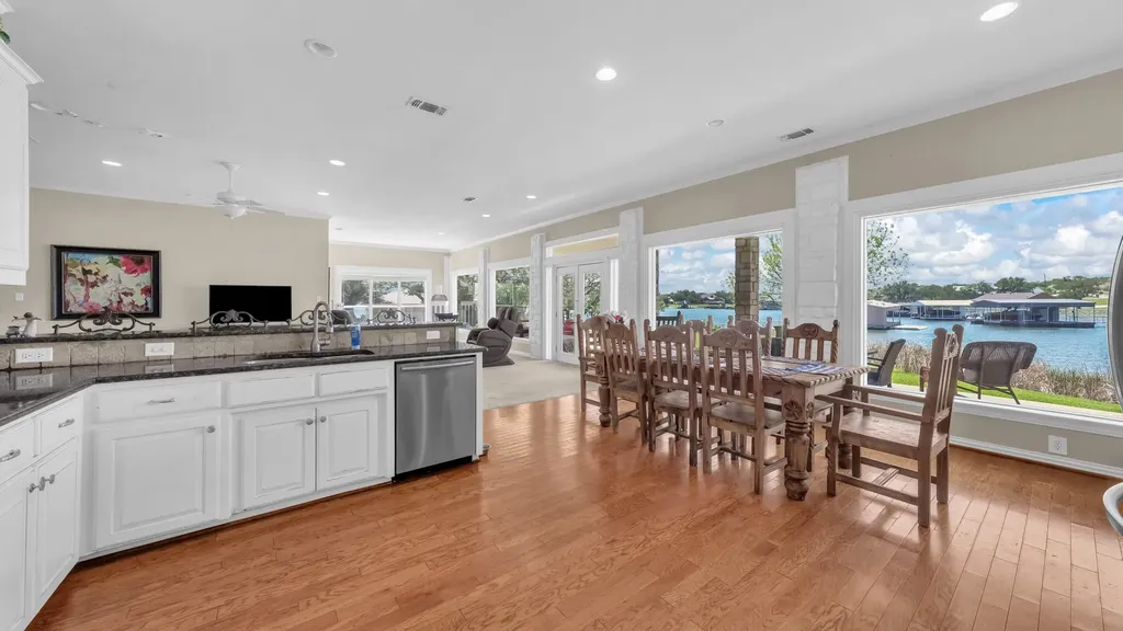 1011 Firewheel Trail Graford TX 76449