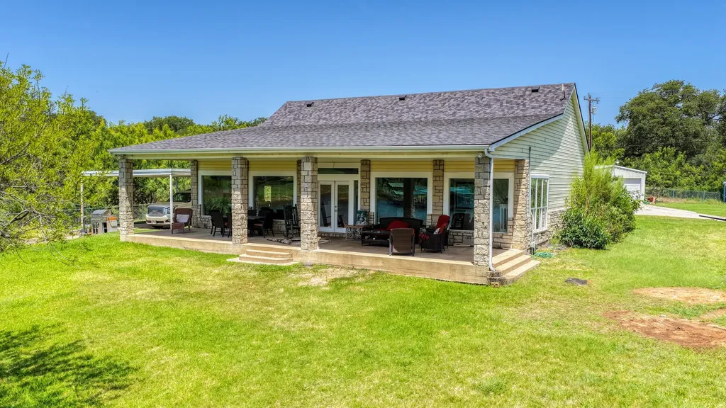 1011 Firewheel Trail Graford TX 76449