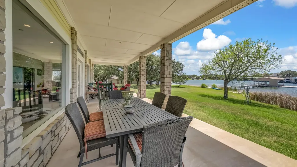 1011 Firewheel Trail Graford TX 76449