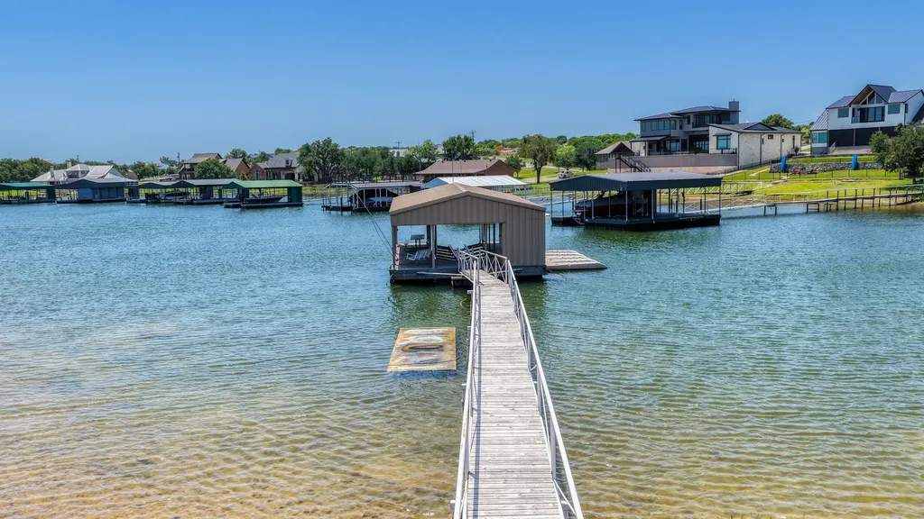 1011 Firewheel Trail Graford TX 76449