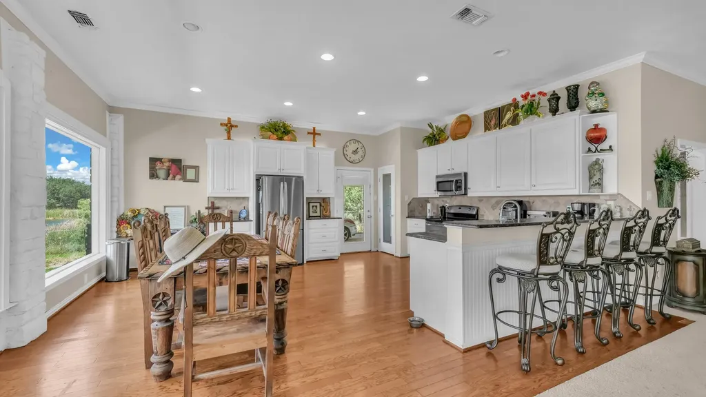 1011 Firewheel Trail Graford TX 76449