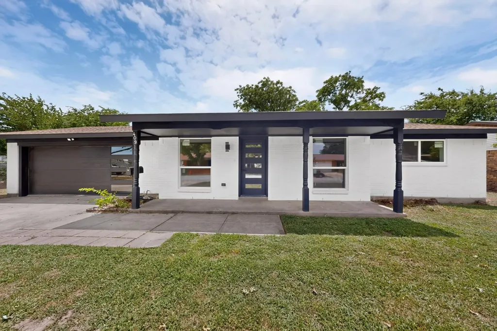 409 Opal Street Saginaw TX 76179