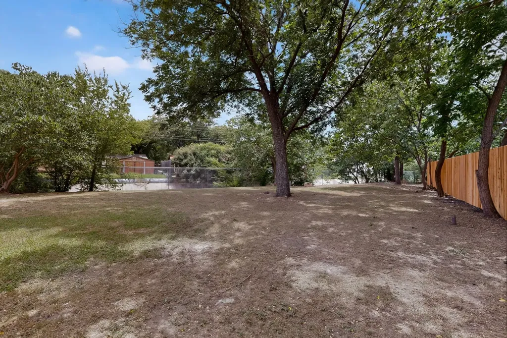 409 Opal Street Saginaw TX 76179
