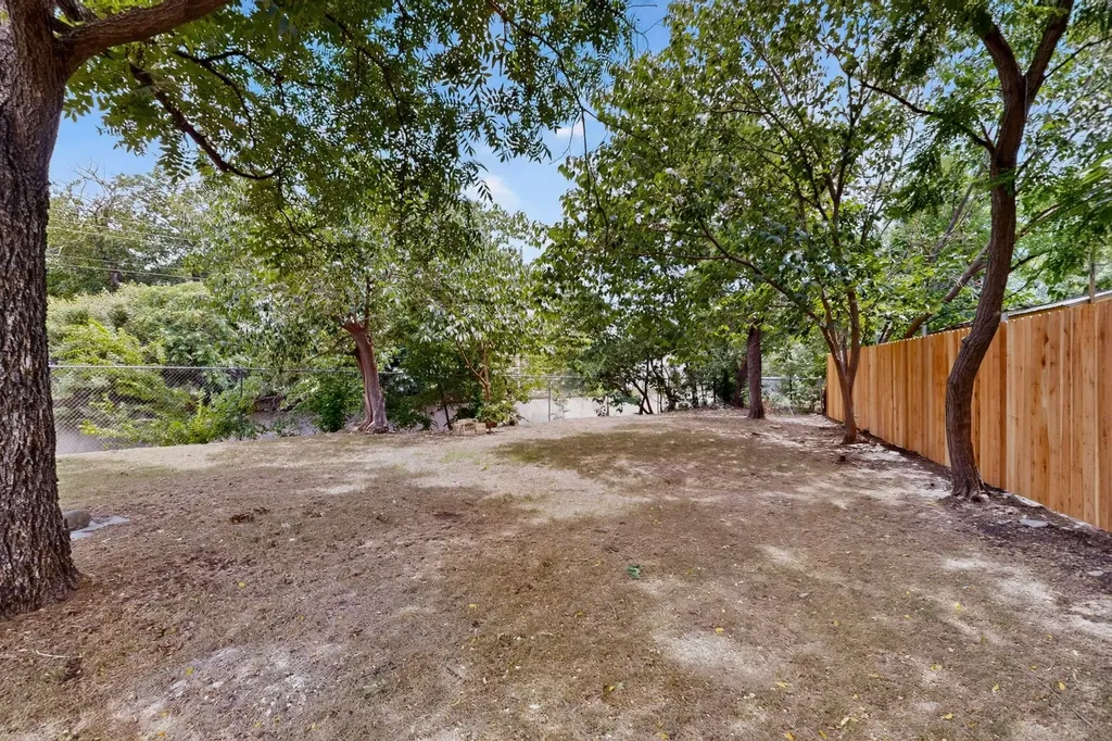 409 Opal Street Saginaw TX 76179