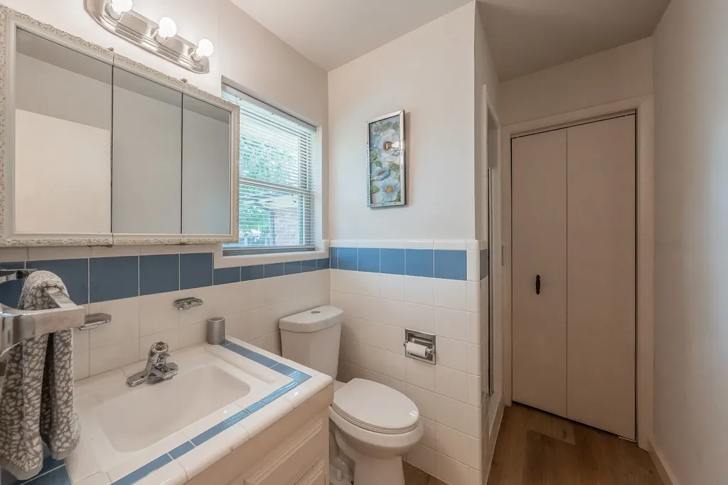 506 E Huitt Lane Euless TX 76040