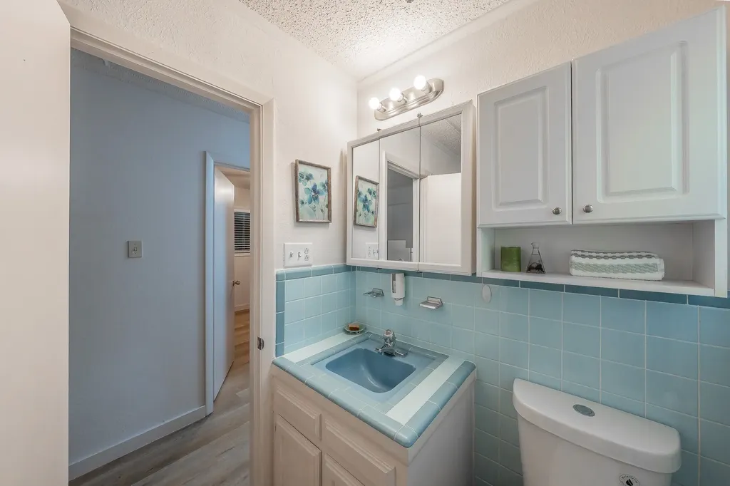 506 E Huitt Lane Euless TX 76040