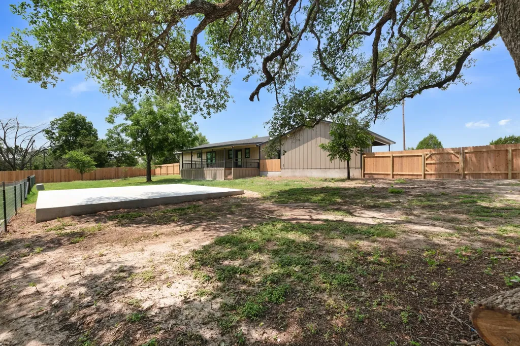 234 County Road 3400 Lampasas TX 76550
