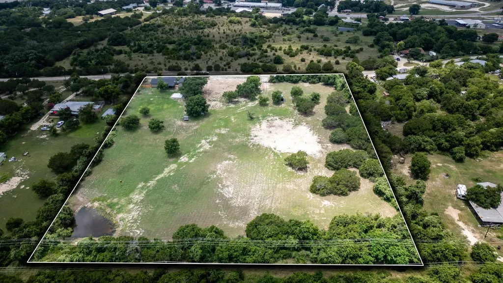 234 County Road 3400 Lampasas TX 76550