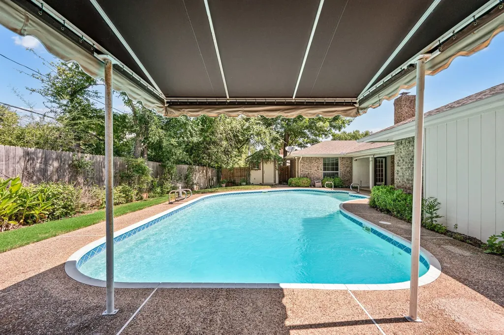 4321 Waycross Drive Arlington TX 76016