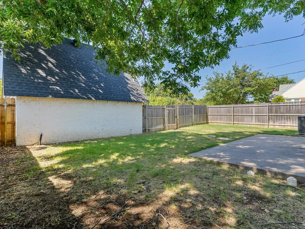 4039 El Campo Avenue Fort Worth TX 76107