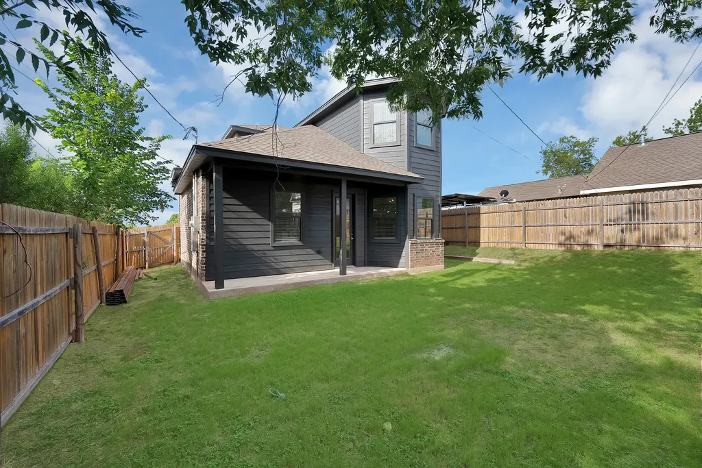 1008 20th Street Fort Worth TX 76164