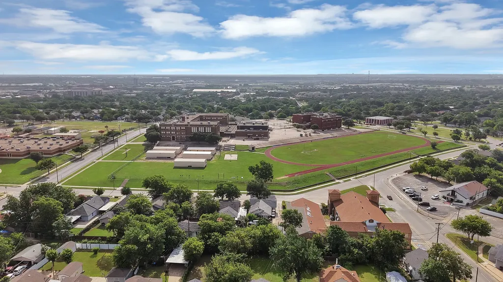 1008 20th Street Fort Worth TX 76164