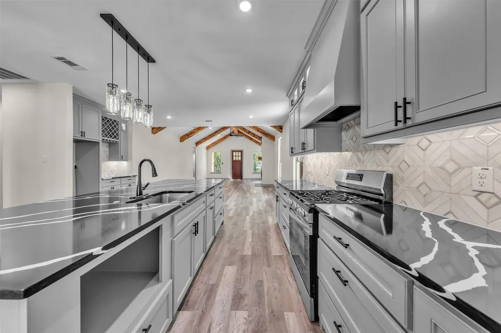 2740 Canton Drive Fort Worth TX 76112