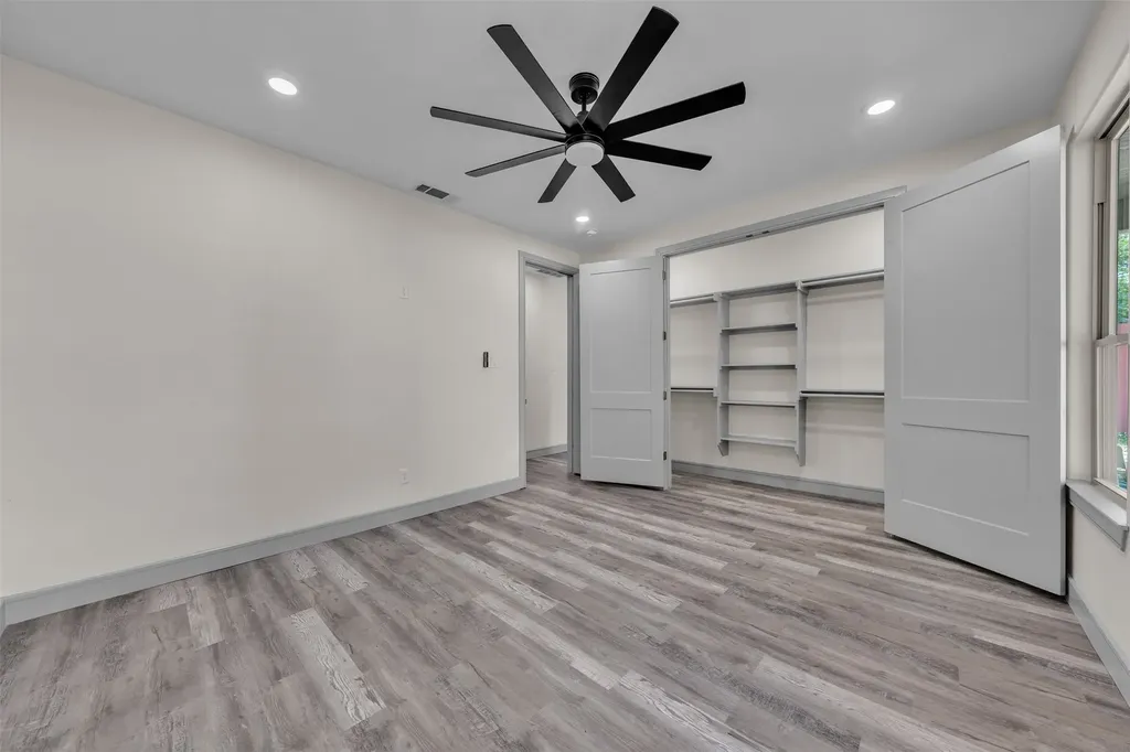 2740 Canton Drive Fort Worth TX 76112