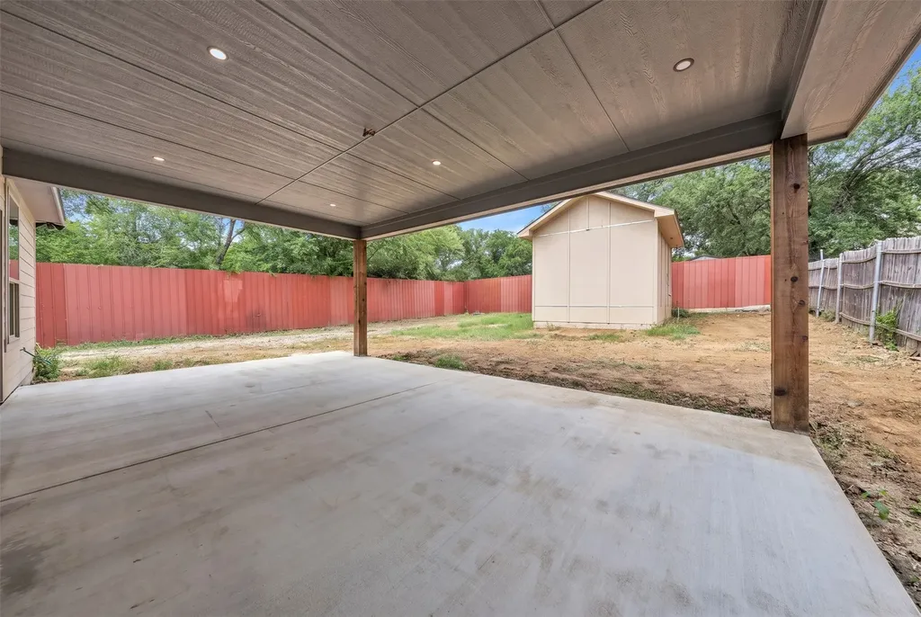 2740 Canton Drive Fort Worth TX 76112