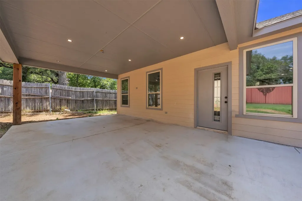 2740 Canton Drive Fort Worth TX 76112