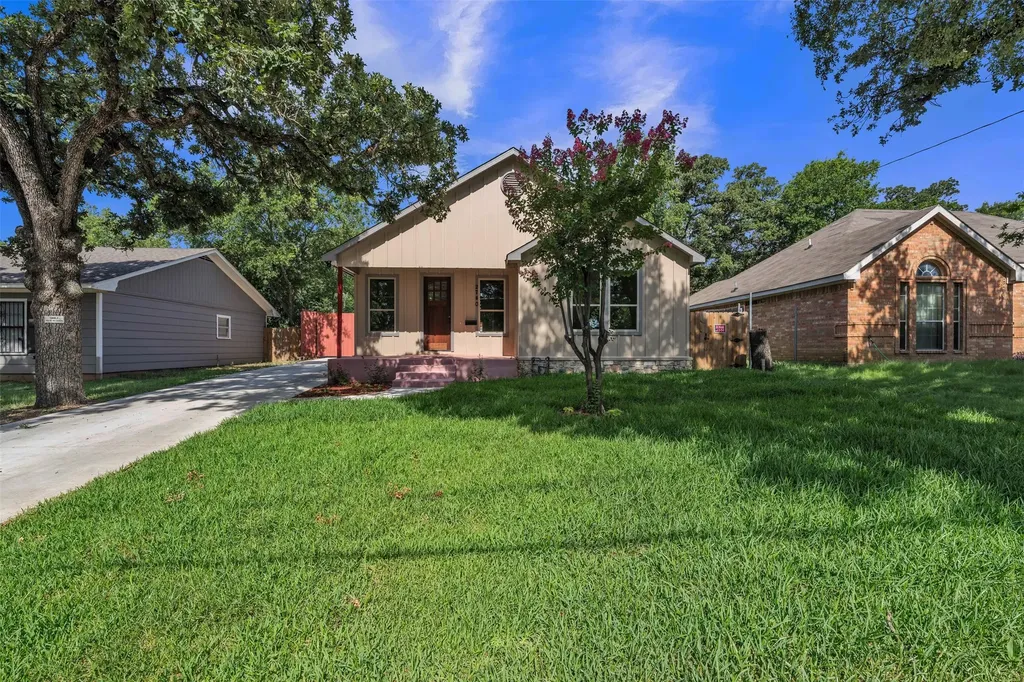 2740 Canton Drive Fort Worth TX 76112